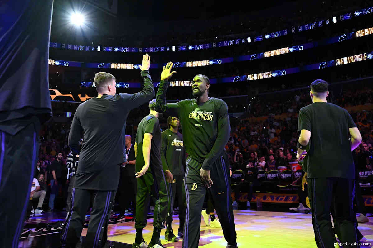 Will the Lakers look to trade Deandre Ayton this offseason?