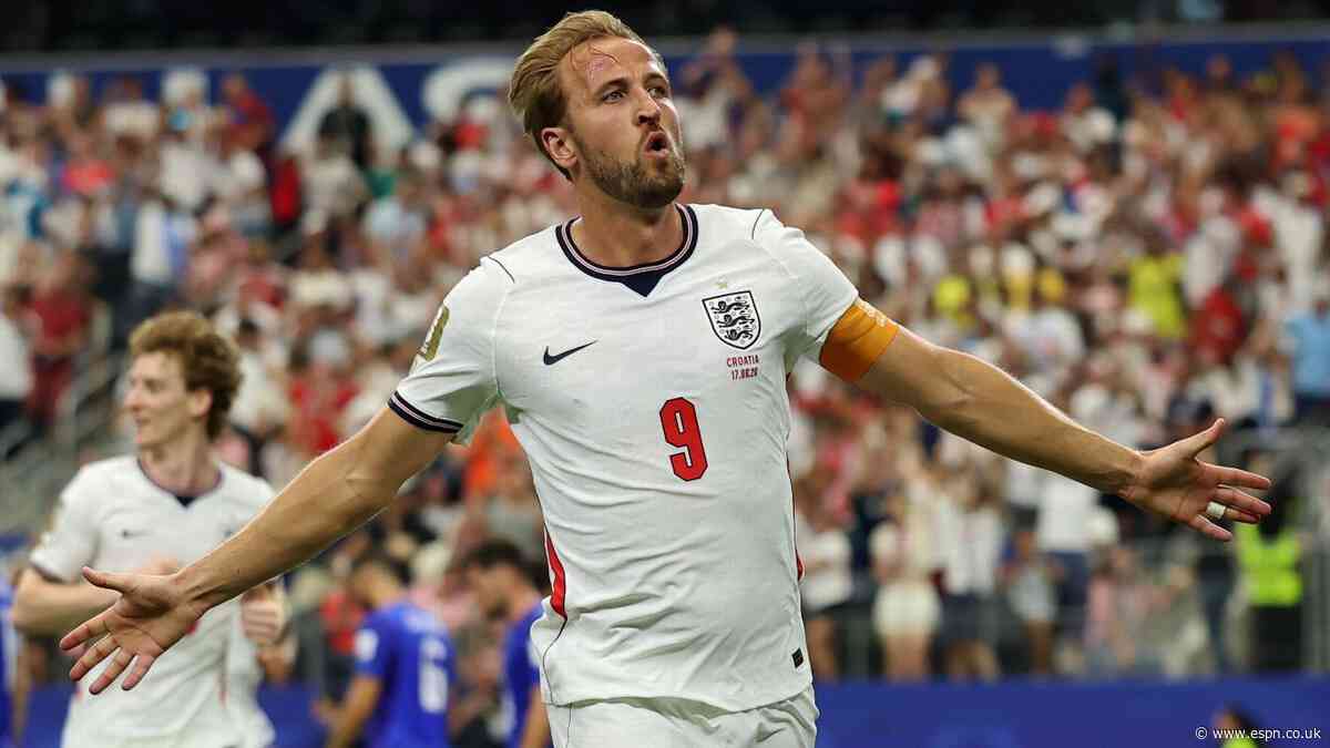 Kane breaks England World Cup goalscoring record