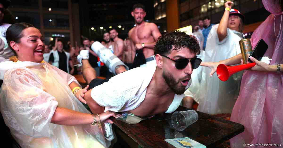 Incredible scenes from England fans at Newcastle fanzone as England beat Panama 2-0 to top World Cup group
