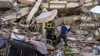Window to save Venezuela earthquake survivors 'has closed' as rescuers fear at least 50,000 are dead