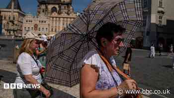 Heatwave breaks records in Germany, Denmark and Czech Republic