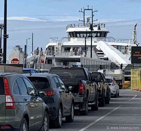 Crew shortage halts Wolfe Island ferry service, union blames provincial staffing decisions