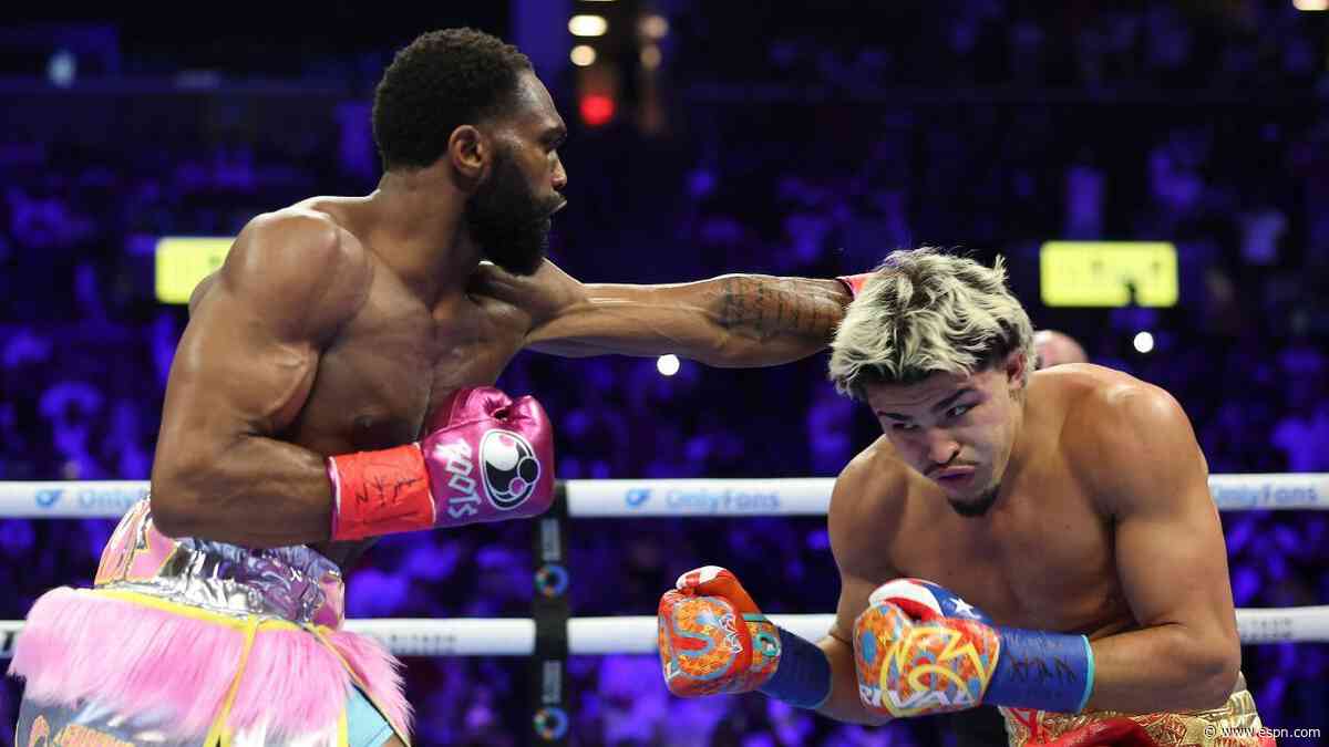 Ennis drops Zayas 3 times in dazzling title victor...