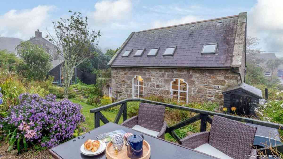 'Fabulous gem' Cornish holiday home close to beaches and coastal path with summer availability