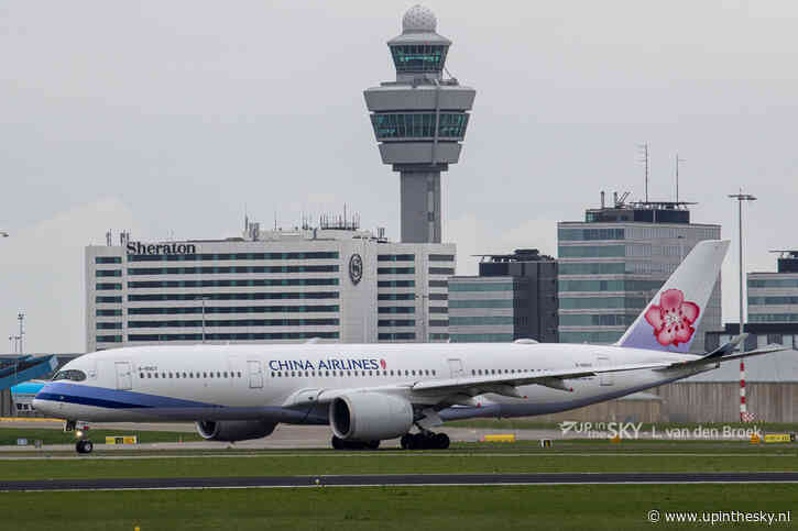 Chaos op Schiphol: ‘Honderden mensen missen hun vlucht’
