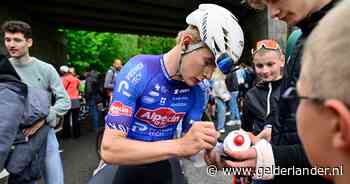 LIVE NK wielrennen | Mannen strijden rond Nijmegen om Nederlandse titel: wie wordt opvolger van Danny van Poppel?