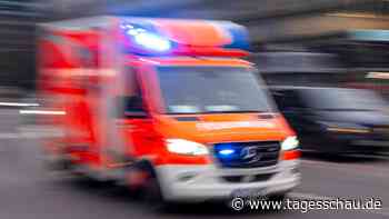 Hitze-Liveblog: ++ Hunderte Reisende müssen in Zug ausharren ++