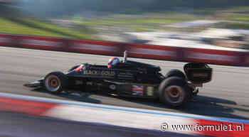 VIDEO: Jan Lammers herleeft oude tijden, scheurt met klassieke Lotus over Red Bull Ring