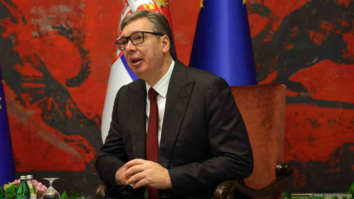 Servië op een politiek kantelpunt: president Vučić kondigt vertrek aan na anderhalf jaar massale protesten en groeiende woede