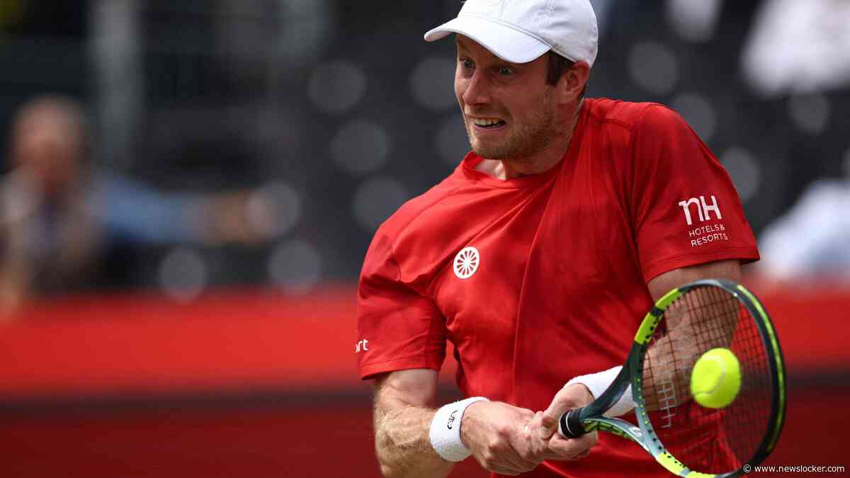 Botic van de Zandschulp heeft liever bloedheet dan kletsnat Wimbledon: ’Liever dit dan dat het met bakken uit de lucht komt’