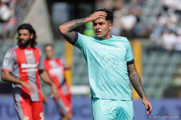 Roma in talks with Bologna for Castro, Ferguson and more