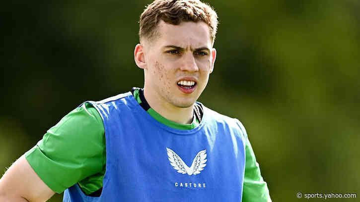 Notts County sign Stoke midfielder Lipsiuc