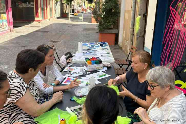 « Plus les eaux se réchauffent, plus elles prolifèrent et plus les gorgones se meurent » : des ateliers gratuits mobilisent les habitants de La Seyne pour créer une installation artistique de 700 méduses en tulle