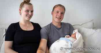 ‘Code rood-baby’ Dorus op vluchtstrook geboren: ‘Hulp van omwonenden was heel bijzonder’
