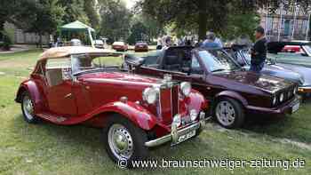 Nostalgie und Benzingeruch: Fans bestaunen Oldtimer beim Wolfsburger Treff