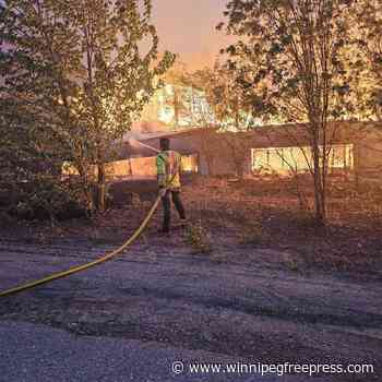 Final call issued for evacuation flights as Lynn Lake fire grows