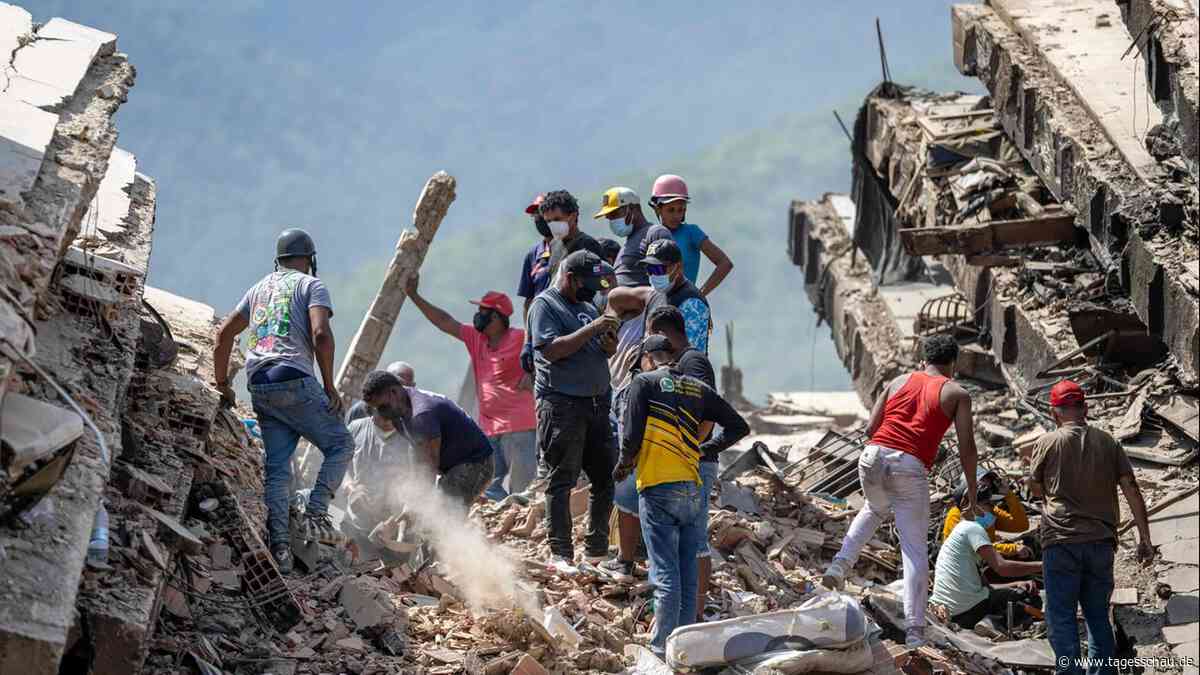 Suche nach Überlebenden: Die Wut auf die Regierung in Venezuela wächst