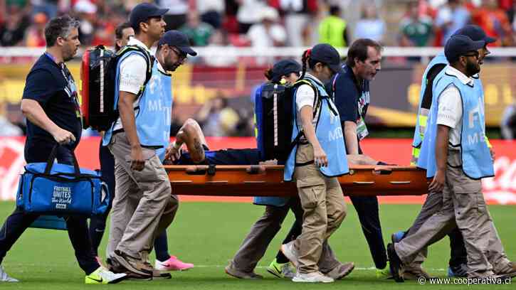 El uruguayo Manuel Ugarte se rompió los ligamentos cruzados en partido contra España