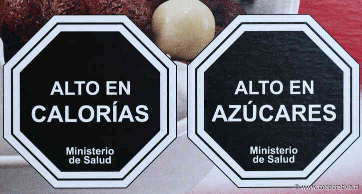 "Alto en azúcar": La Ley de Etiquetado que Chile exportó al mundo cumplió diez años