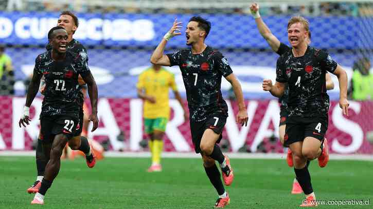 Canadá celebró en la agonía ante Sudáfrica y pasó a octavos de final del Mundial