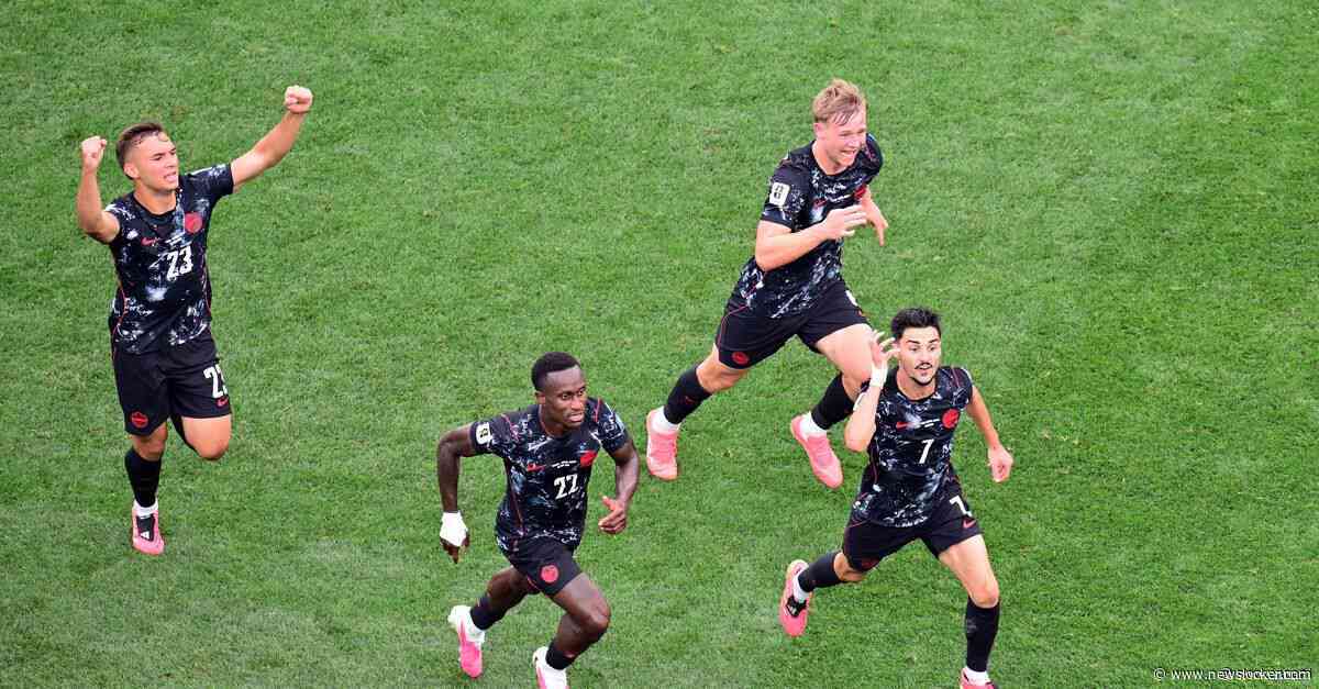 Canada als eerste door naar achtste finales na zege op Zuid-Afrika; gastland treft zaterdag winnaar Nederland - Marokko
