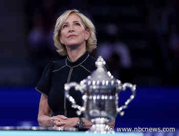 Tennis legend Chris Evert reveals ovarian cancer has returned for the third time