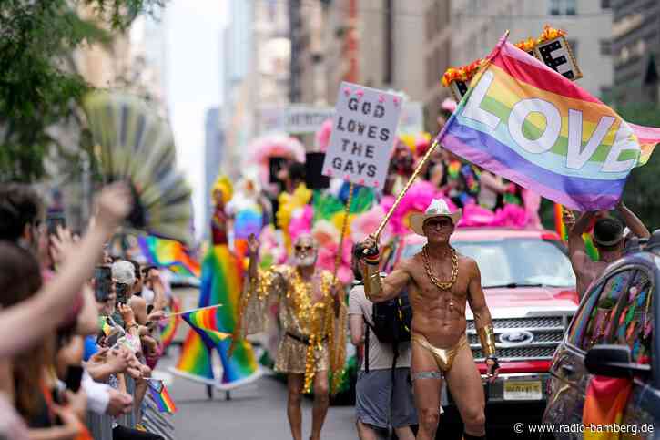 Zehntausende bei Pride-Paraden in New York und San Francisco