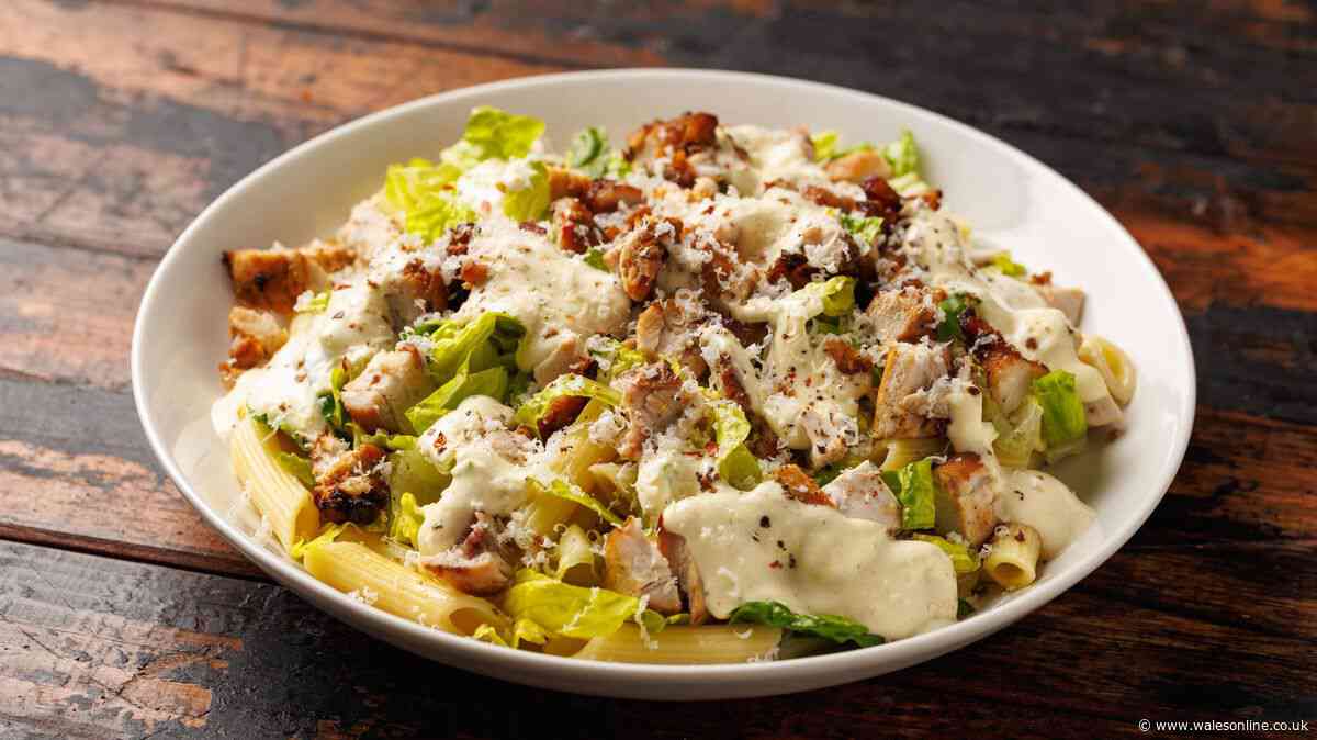 Mary Berry's easy chicken salad perfect for midweek summer evenings