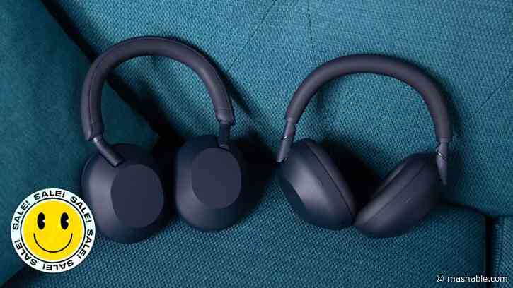 Sonys newest flagship headphones are still $81.99 off at Amazon