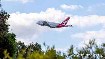 Dubbo Airport evacuated after 'bomb threat' on board plane arriving in Australia
