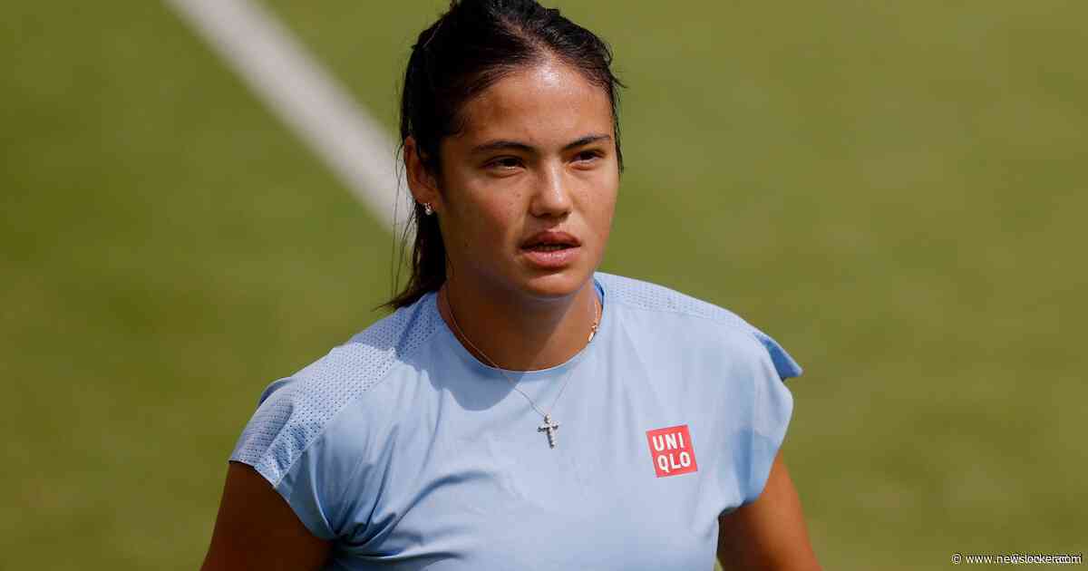 LIVE Wimbledon | Emma Raducanu trekt zich op laatste moment terug, twee Nederlanders in actie op openingsdag