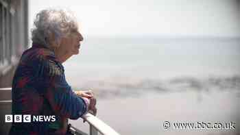 Woman found cancer after requesting mammogram at 79