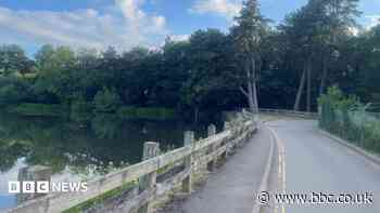 Part of country park to close for pond safety work