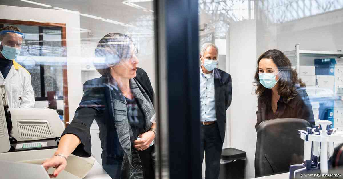 Coronacommissie verhoort Amsterdamse burgemeester Femke Halsema en oud-politiechef Henk van Essen