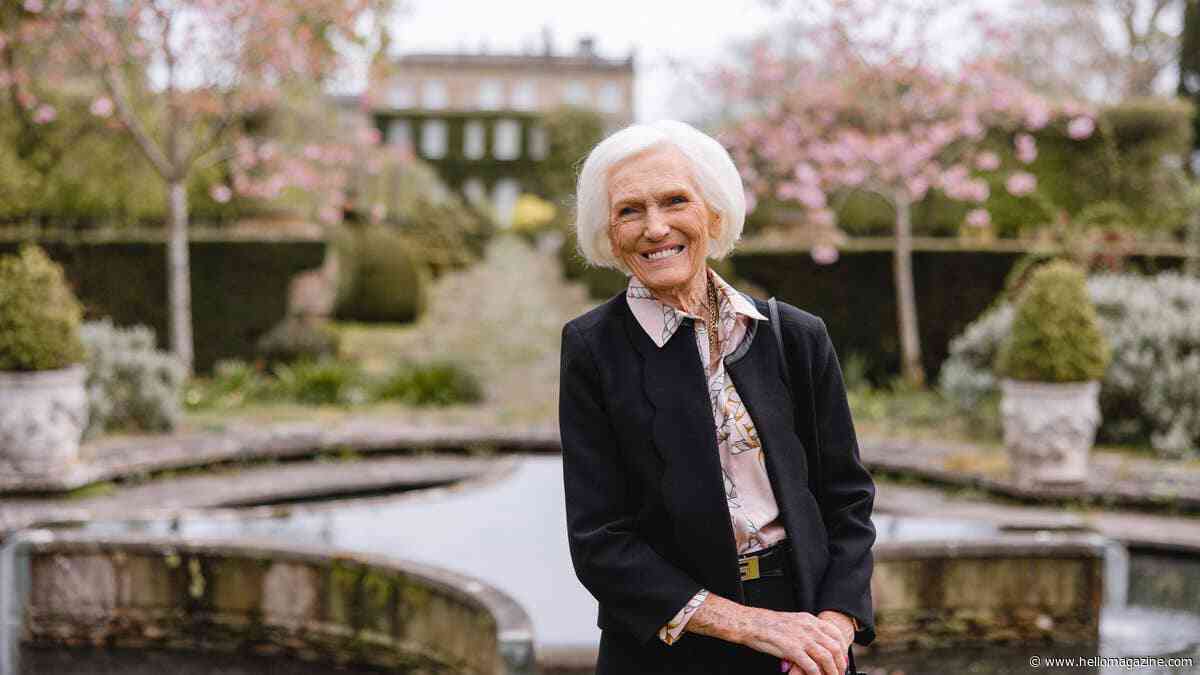 Mary Berry's three golden rules for summer hosting