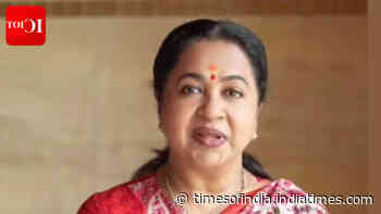 Radikaa slams paparazzi at Bhagyaraj funeral