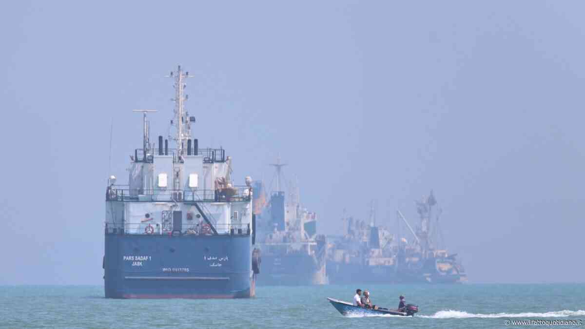 Media: “Intesa Usa-Iran per fermare i raid. Incontro su Hormuz in settimana”. Libano, il presidente del parlamento: “Accordo con Israele non sarà attuato”