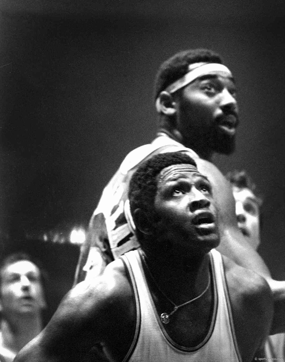 YouTube Gold: Willis Reed Takes On Wilt Chamberlain In Game 4 Of The 1970 Finals