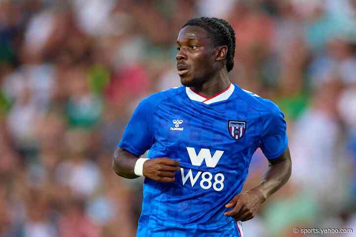 Rennes remain in talks to sign €25m-rated Sunderland forward Eliezer Mayenda