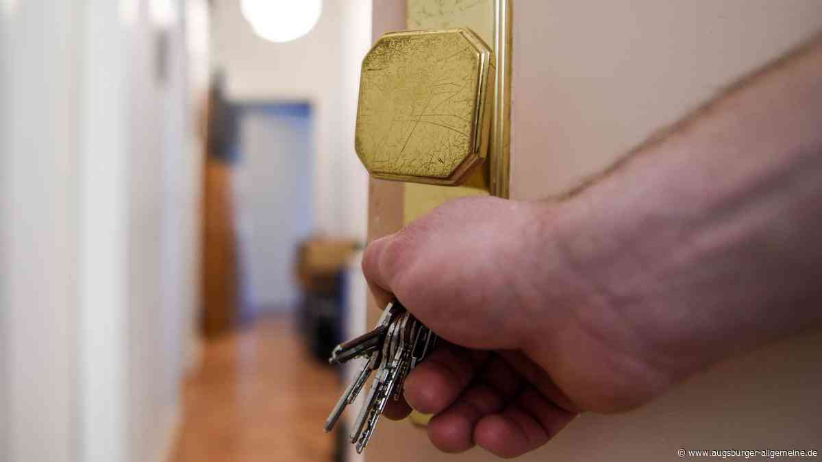 Wie kommen wir in Augsburg an eine bezahlbare Wohnung, Herr Makler?