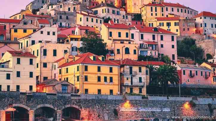 Un weekend nella Riviera dei Fiori: la magia del Ponente Ligure tra borghi sospesi, mare azzurro e la pista ciclabile lungo la vecchia ferrovia
