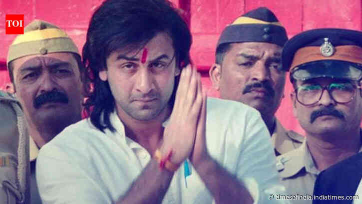Ranbir's extraordinary transformation into Sanjay Dutt still leaves fans in awe