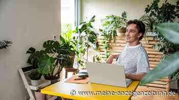 Fußbad und Co.: So wird das Homeoffice fit für Hitzetage