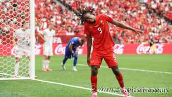 Johan Manzambi comments on his future should put Newcastle United on red alert amid £42m interest