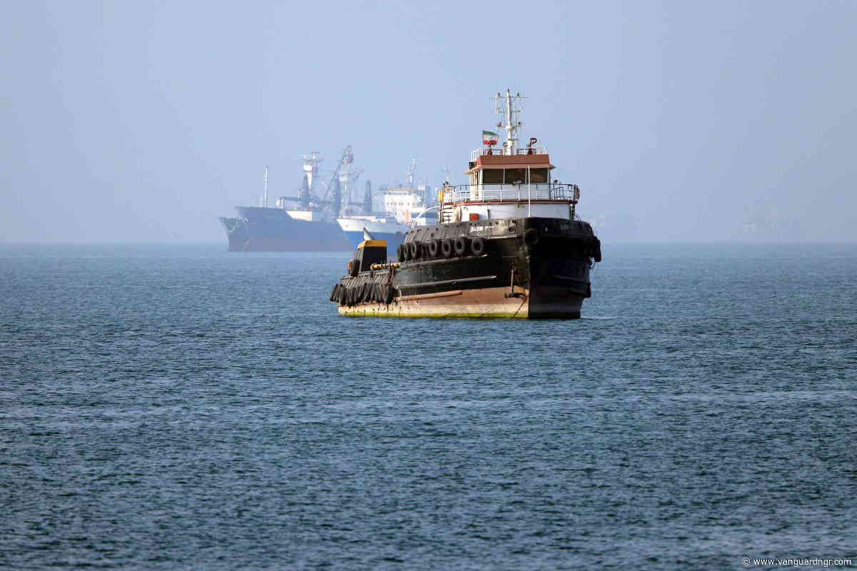 Hormuz traffic drops after Saturday strike on vessel