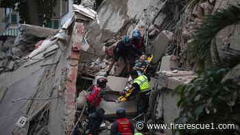 Venezuela earthquake death toll climbs as rescuers race against time