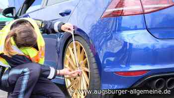 Provokantes Fahrverhalten, getunte Wagen: Polizei stoppt Autofahrer in Ingolstadt