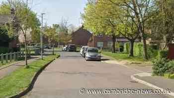 Police called to crash on Cambridge residential street
