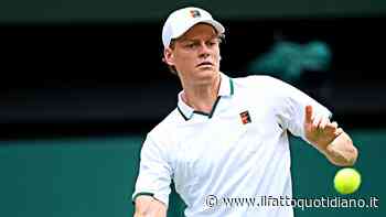 Wimbledon, il primo set di Sinner è un disastro: Kecmanovic vince 6-4. Reazione nel secondo | La diretta