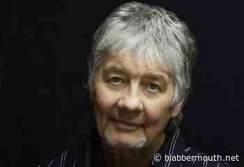 DEEP PURPLE's DON AIREY: Musicians Are 'All Hopeless At Everything. The Only Thing We Can Do Is Play Instruments'